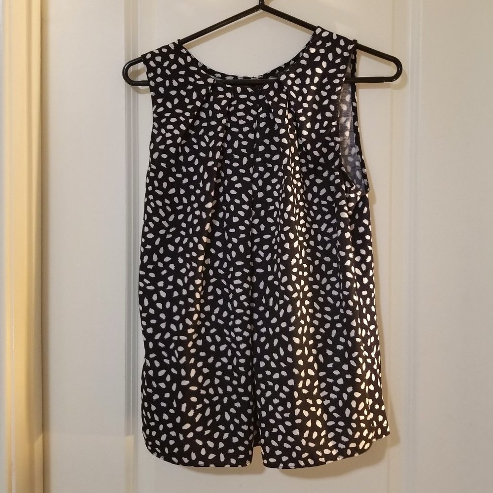Ann Taylor Sleeveless Top Small